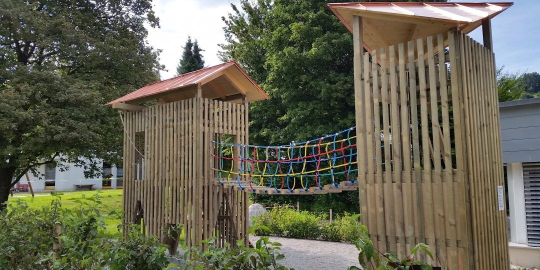 Spielturm 1